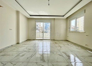 شقة جديدة - غرفتين وصالة - ضمن مجمع - في محمودلار / الانيا 