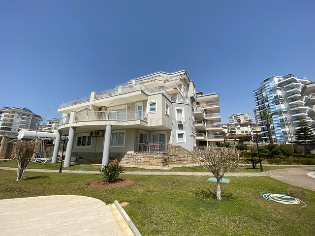 شقة عائلية واسعة - 3 غرف وصالة مفروشة -ضمن مجمع انيق في جيكجلي / الانيا