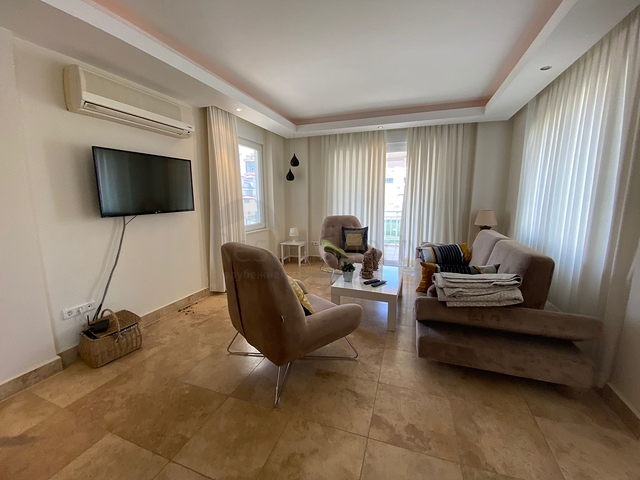 شقة عائلية واسعة - 3 غرف وصالة مفروشة -ضمن مجمع انيق في جيكجلي / الانيا