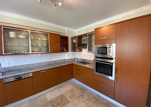 شقة عائلية واسعة - 3 غرف وصالة مفروشة -ضمن مجمع انيق في جيكجلي / الانيا