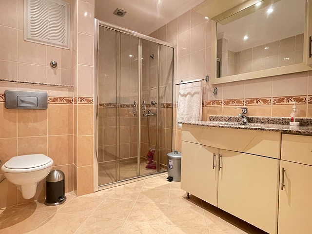 اطلالة بحر - شقة غرفتين وصالة - مفروشة - في محمودلار / الانيا 