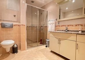 اطلالة بحر - شقة غرفتين وصالة - مفروشة - في محمودلار / الانيا 