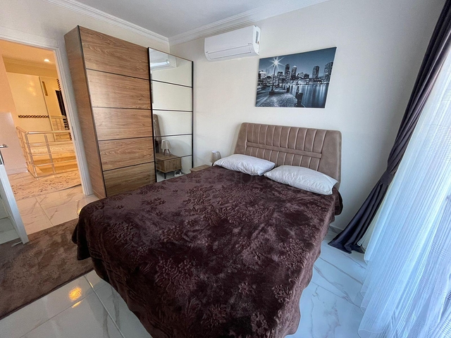 دوبلكس 4 غرف وصالة مفروشة - ضمن مجمع جديد - في محمودلار / الانيا 