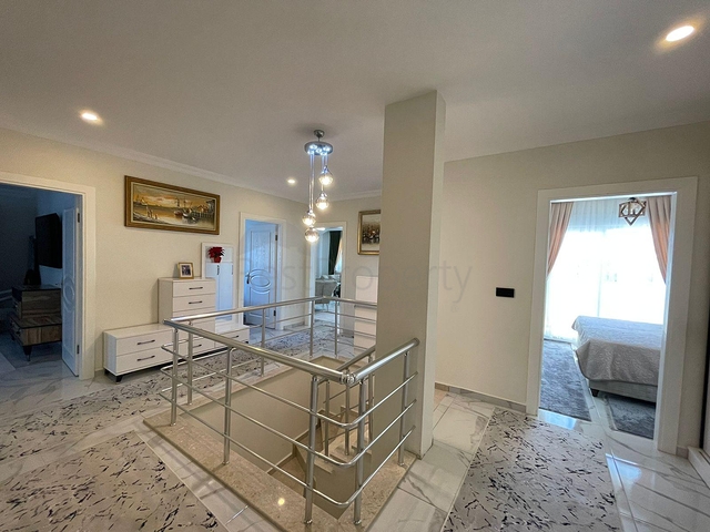 دوبلكس 4 غرف وصالة مفروشة - ضمن مجمع جديد - في محمودلار / الانيا 