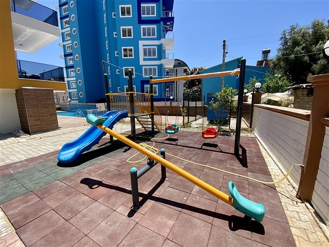 دوبلكس 4 غرف وصالة مفروشة - ضمن مجمع جديد - في محمودلار / الانيا 