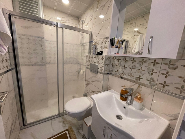 دوبلكس 4 غرف وصالة مفروشة - ضمن مجمع جديد - في محمودلار / الانيا 