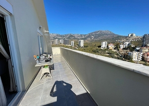 دوبلكس 4 غرف وصالة مفروشة - ضمن مجمع جديد - في محمودلار / الانيا 