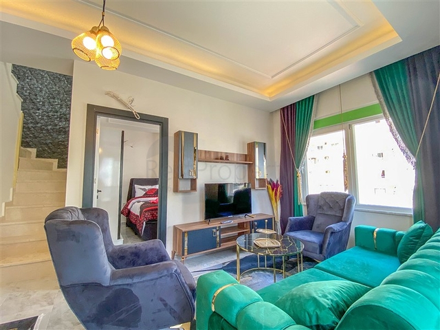 دوبلكس جديدة - غرفتين وصالة مفروشة - في محمودلار / الانيا 