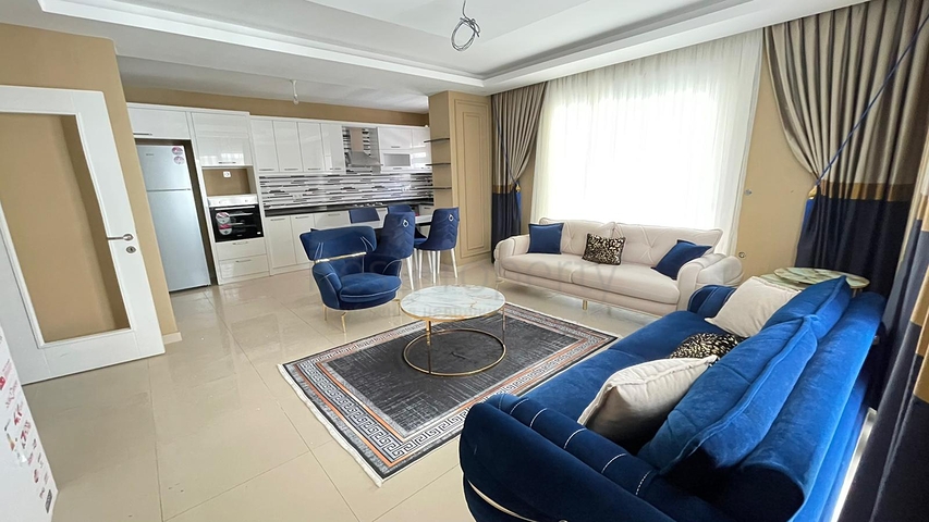 قريبة من البحر والخدمات -شقة 2 غرفة وصالة مفروشة - في محمودلار / الانيا 