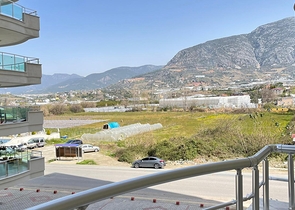 قريبة من البحر والخدمات -شقة 2 غرفة وصالة مفروشة - في محمودلار / الانيا 