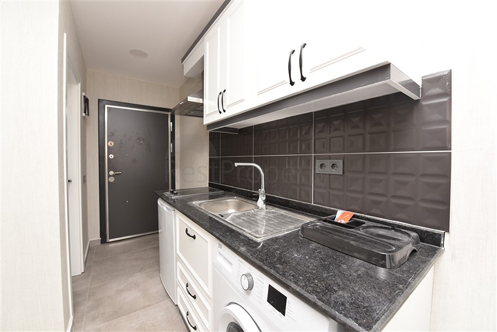 سعر مناسب - شقة استديو - ضمن مجمع سكني حديث - في كارجيجاك / الانيا 