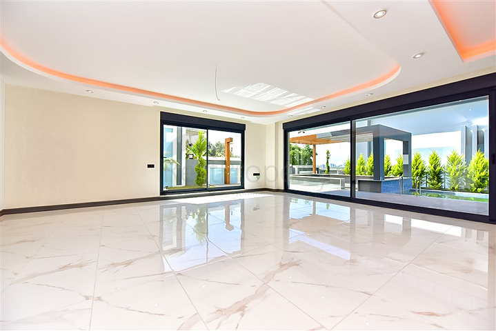 اطلالة بحر - فلل فاخرة للبيع في كارجيجاك / الانيا 