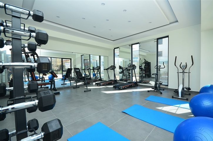 شقة جديدة للبيع في محمودلار - تصميم غرفة وصالة - مجم سكني 