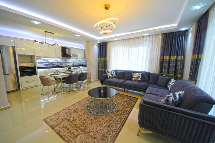 شقة زاوية - غرفتين وصالة مفروشة - في محمودلار / الانيا 