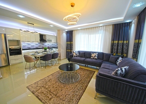 شقة زاوية - غرفتين وصالة مفروشة - في محمودلار / الانيا 