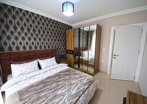 شقة زاوية - غرفتين وصالة مفروشة - في محمودلار / الانيا 