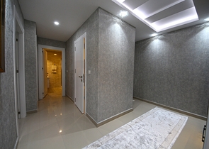 شقة زاوية - غرفتين وصالة مفروشة - في محمودلار / الانيا 