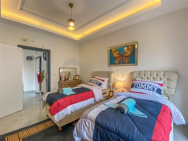 دوبلكس جديدة - غرفتين وصالة - في محمودلار / الانيا 