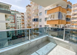 دوبلكس جديدة - تصميم غرفتين وصالة ضمن مجمع - في محمودلار / الانيا 