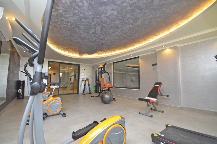 اطلالة بحر - دوبلكس 4 غرف وصالة ضمن مجمع حديث - في كارجيجاك / الانيا 