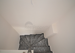 اطلالة بحر - دوبلكس 4 غرف وصالة ضمن مجمع حديث - في كارجيجاك / الانيا 