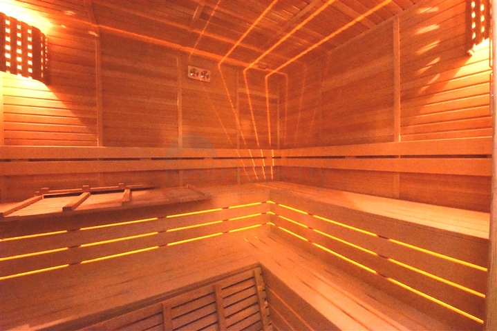 مجمع 5 نجوم - شقة غرفة وصالة - في محمودلار / الانيا 