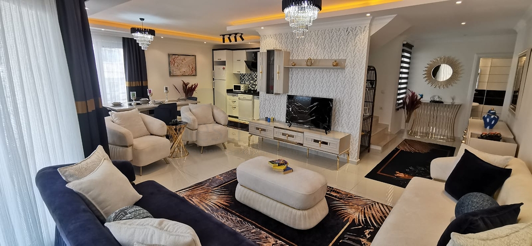 اطلالة على البحر في مركز الانيا - دوبلكس غرفتين وصالة مفروشة - في مركز الانيا 