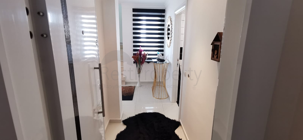 اطلالة على البحر في مركز الانيا - دوبلكس غرفتين وصالة مفروشة - في مركز الانيا 