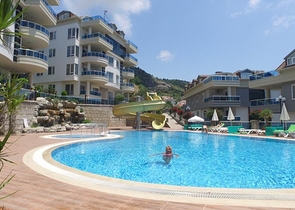 اطلالة على البحر في مركز الانيا - دوبلكس غرفتين وصالة مفروشة - في مركز الانيا 