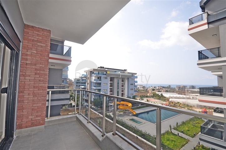 اطلالة بحر - شقة مفروشة 2 غرفة وصالة -مجمع سكني حديث - في كارجيجاك / الانيا 