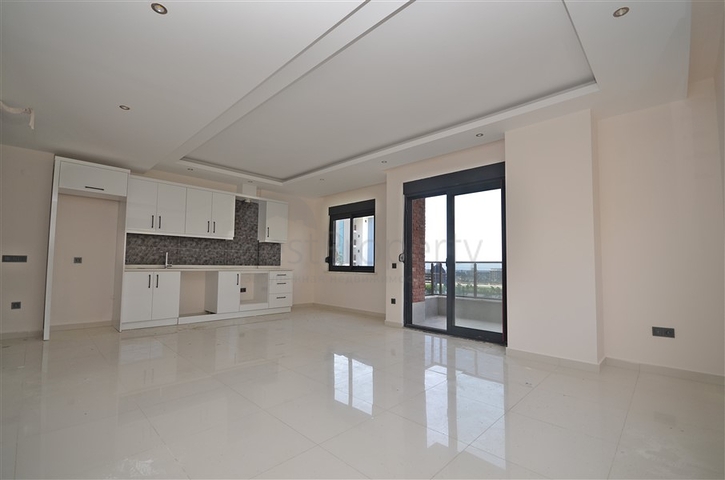 دوبلكس ارضية - 4 غرف وصالة مفروشة - مجمع حديث - في كارجيجاك / الانيا 