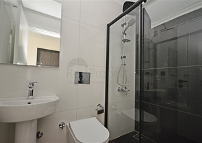 دوبلكس ارضية - 4 غرف وصالة مفروشة - مجمع حديث - في كارجيجاك / الانيا 