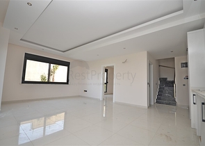 دوبلكس ارضية - 4 غرف وصالة مفروشة - مجمع حديث - في كارجيجاك / الانيا 