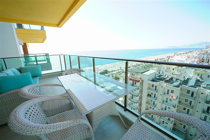 اطلالة مباشرة على البحر - شقة غرفتين وصالة مفروشة -ضمن مجمع سكني - محمودلار / الانيا 