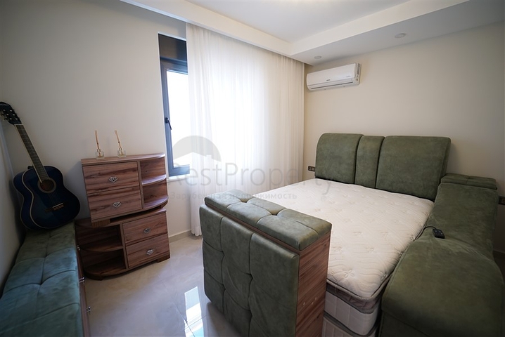 اطلالة مباشرة على البحر - شقة غرفتين وصالة مفروشة -ضمن مجمع سكني - محمودلار / الانيا 