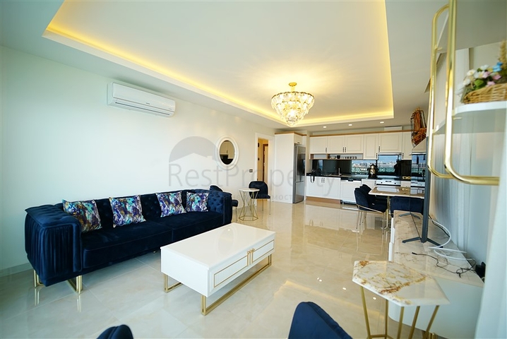 اطلالة مباشرة على البحر - شقة غرفتين وصالة مفروشة -ضمن مجمع سكني - محمودلار / الانيا 