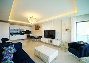 اطلالة مباشرة على البحر - شقة غرفتين وصالة مفروشة -ضمن مجمع سكني - محمودلار / الانيا 