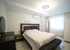 اطلالة مباشرة على البحر - شقة غرفتين وصالة مفروشة -ضمن مجمع سكني - محمودلار / الانيا 