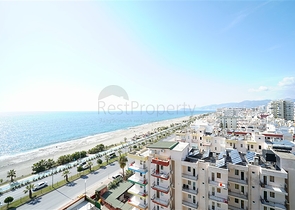 اطلالة مباشرة على البحر - شقة غرفتين وصالة مفروشة -ضمن مجمع سكني - محمودلار / الانيا 