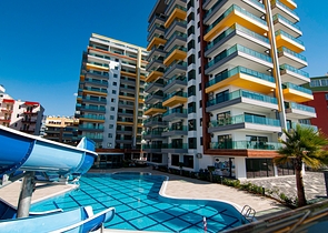 اطلالة مباشرة على البحر - شقة غرفتين وصالة مفروشة -ضمن مجمع سكني - محمودلار / الانيا 