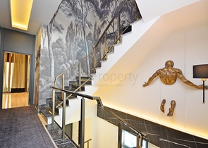 اطلالة بحر -فيلا فاخرة للبيع في الانيا 