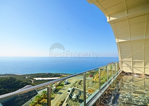 اطلالة بحر -فيلا فاخرة للبيع في الانيا 