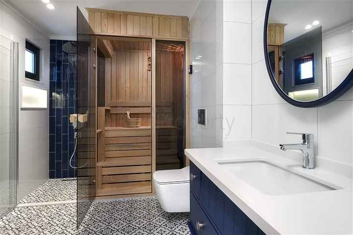 فيلا حديثة 4 + 1 مفروشة في كارجيجاك