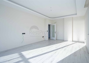 اطلالة بحر - مطبخ منفصل -شقة غرفتين وصالة -ضمن مجمع حديث - في محمودلار / الانيا 