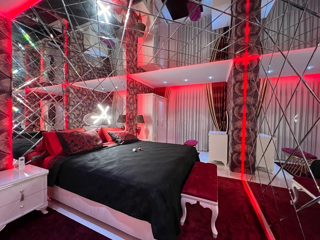 شقة مفروشة - ضمن مجمع فاخر - غرفتين وصالة - كارجيجاك / الانيا 