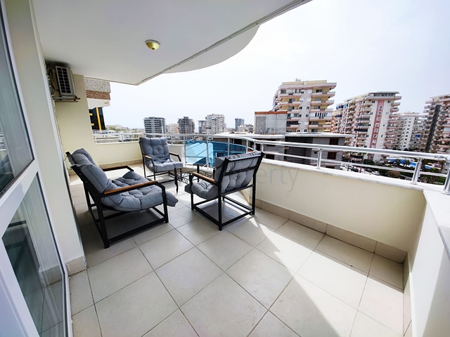 بأثاث جديد - شقة غرفتين وصالة - في محمودلار/ الانيا 