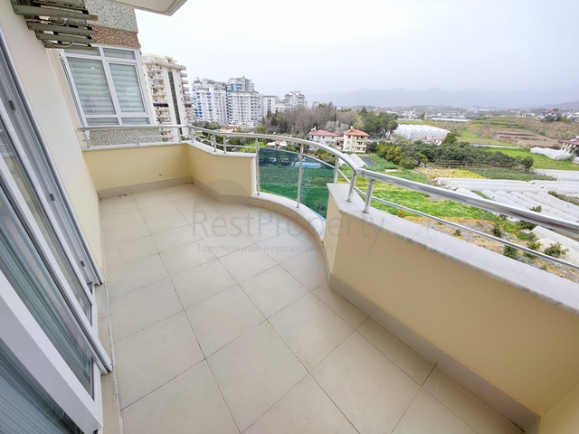 بأثاث جديد - شقة غرفتين وصالة - في محمودلار/ الانيا 