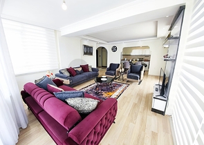 بأثاث جديد - شقة غرفتين وصالة - في محمودلار/ الانيا 