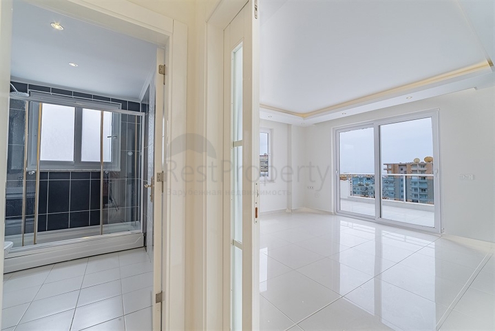 دوبلكس واسعة  - 3 غرف وصالة مع جاكوزي خاص - في محمودلار / الانيا 