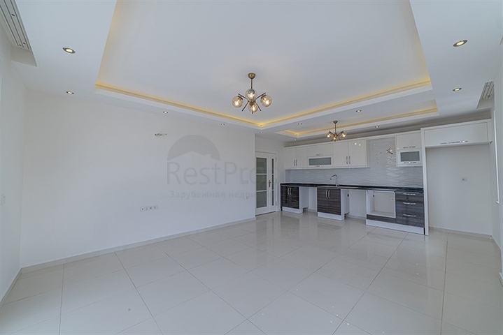 دوبلكس واسعة  - 3 غرف وصالة مع جاكوزي خاص - في محمودلار / الانيا 